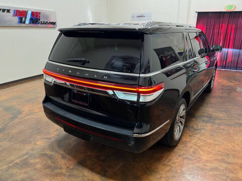 2022 Lincoln Navigator L Reserve