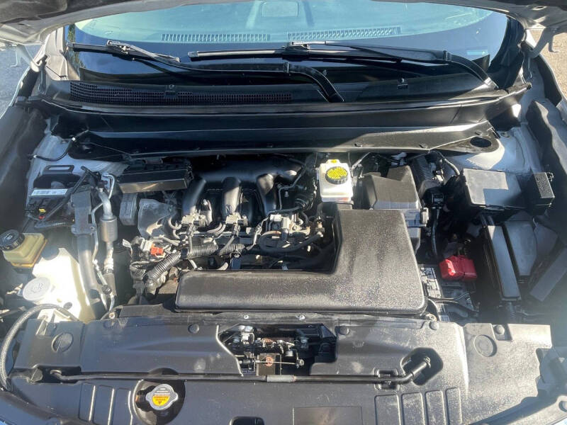 2019 Nissan Pathfinder SL