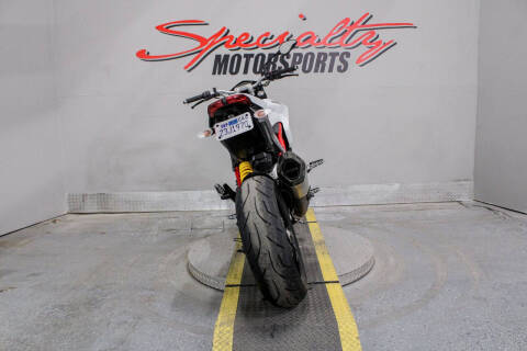 2016 Ducati Hypermotard