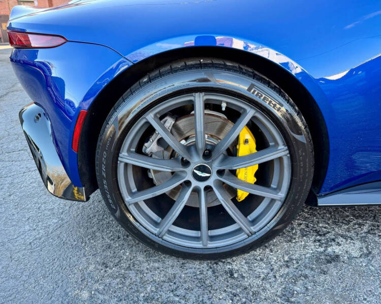 2019 Aston Martin Vantage