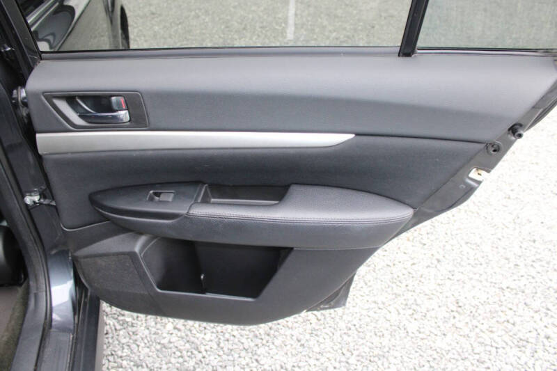 2012 Subaru Outback 2.5i Premium