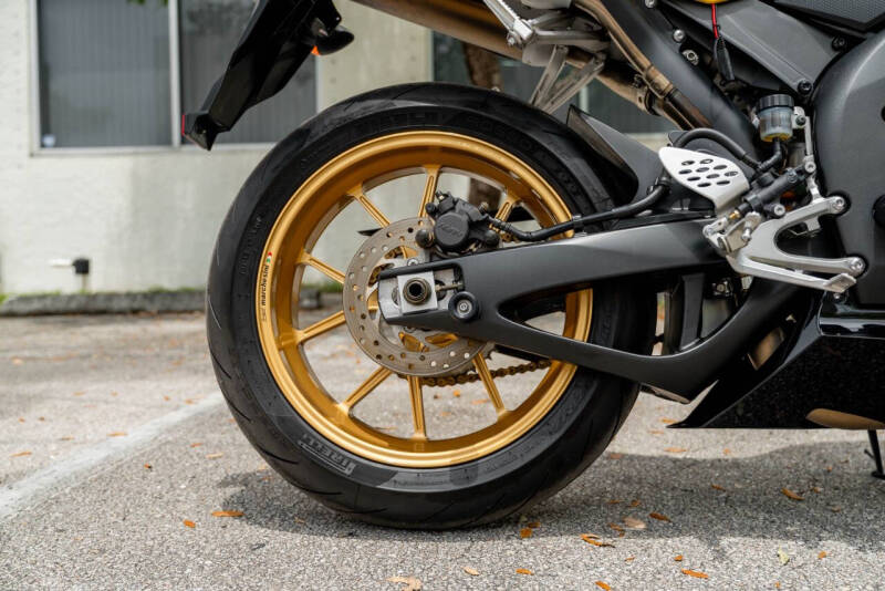 2006 Yamaha R1 & YSR80