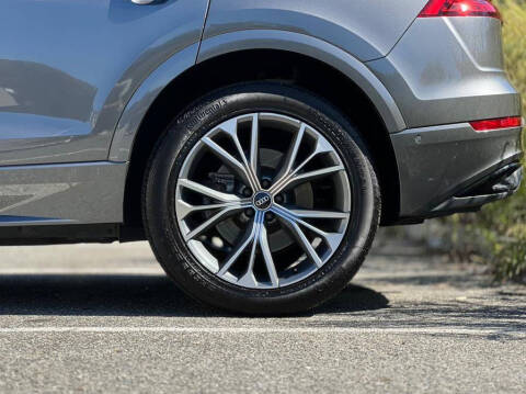 2021 Audi Q8 quattro Premium 55 TFSI