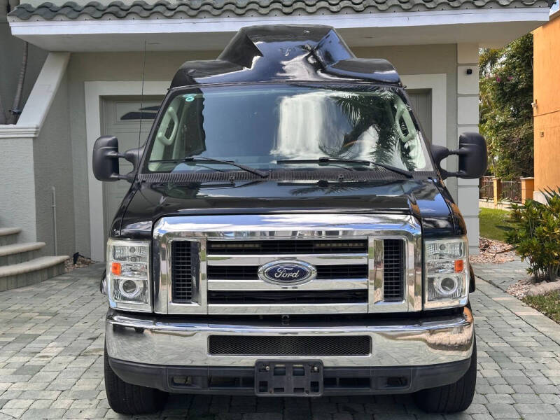 2010 Ford E-Series E-350 SD XLT