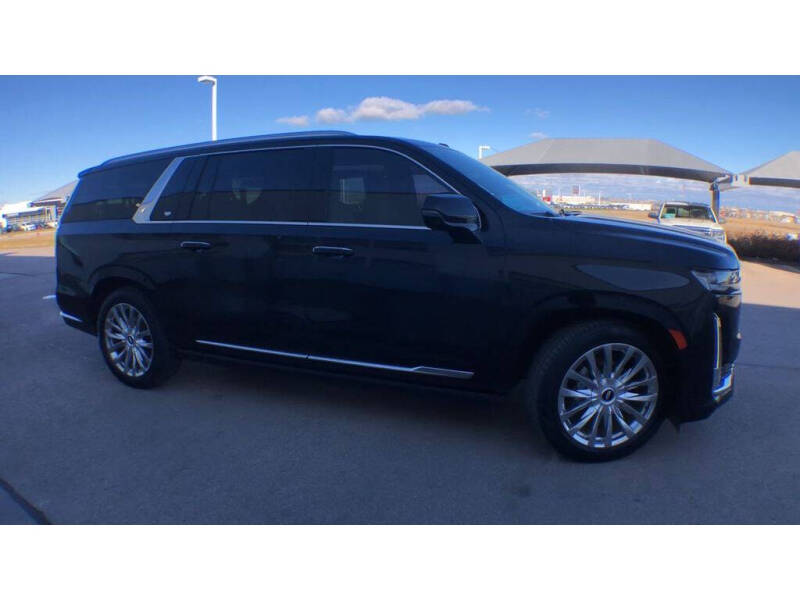 2023 Cadillac Escalade ESV Premium Luxury