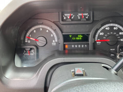 2013 Ford E-Series E-350 SD