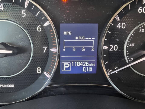 2017 Nissan Armada SV