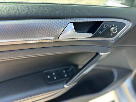 2017 Volkswagen Golf Alltrack