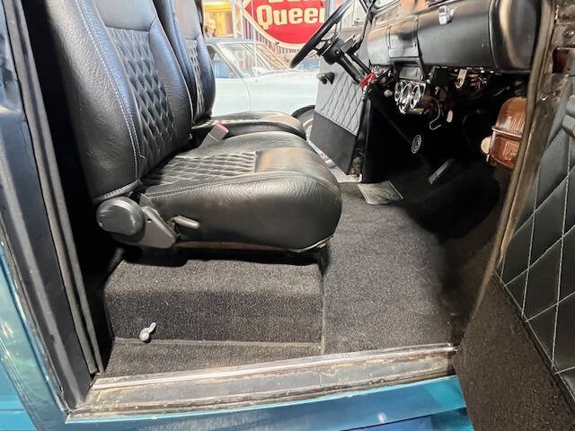 1948 Studebaker M5-C2