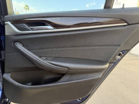 2017 BMW 5 Series 530i