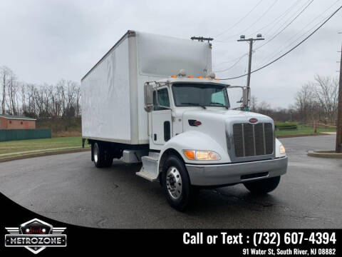 2015 Peterbilt 337