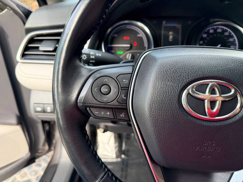 2019 Toyota Camry Hybrid