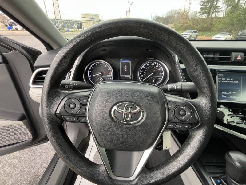 2018 Toyota Camry LE