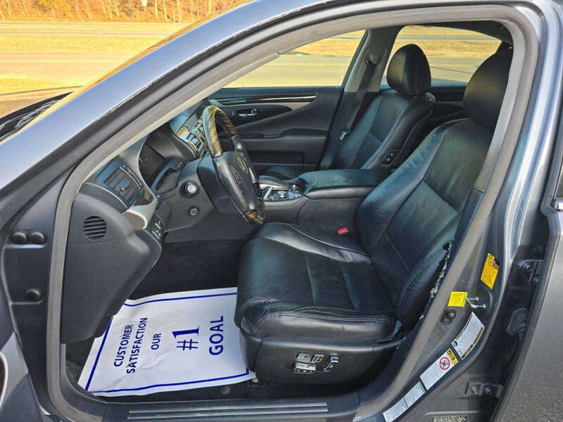2013 Lexus LS 460