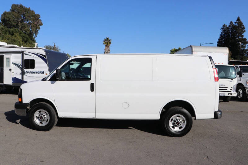 2016 GMC Savana 2500