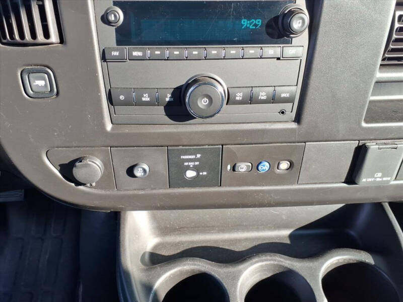 2023 Chevrolet Express 2500