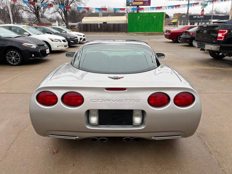 2004 Chevrolet Corvette