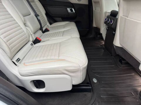 2017 Land Rover Discovery HSE Luxury