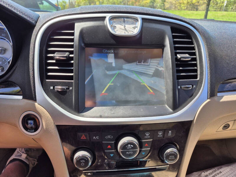 2011 Chrysler 300 Limited