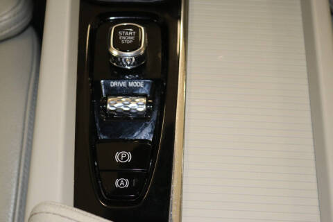 2019 Volvo XC60 T5 Momentum