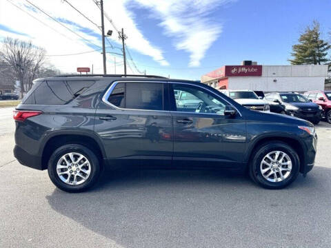 2020 Chevrolet Traverse LT Cloth