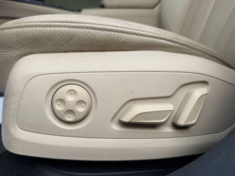 2017 Audi A4 2.0T quattro Premium