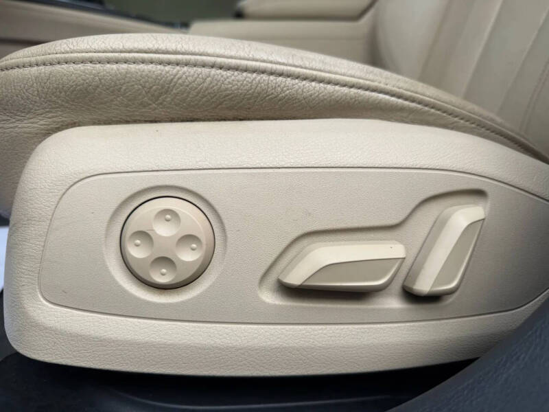 2017 Audi A4 2.0T quattro Premium