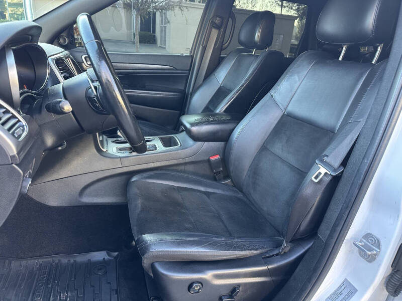 2017 Jeep Grand Cherokee Altitude