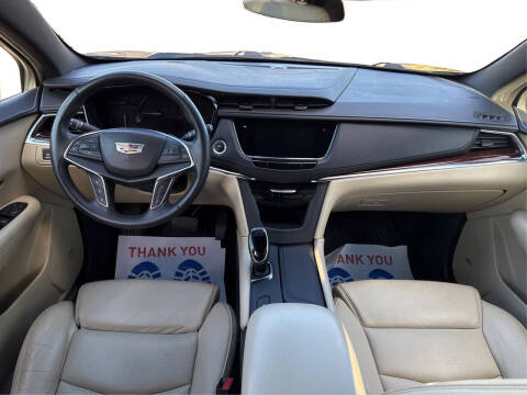 2017 Cadillac XT5 Luxury