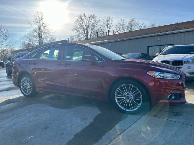 2015 Ford Fusion SE photo 5