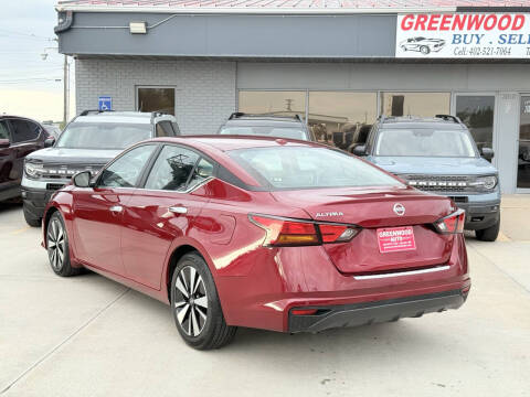 2022 Nissan Altima 2.5 SV