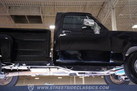 1977 Dodge D100 Pickup