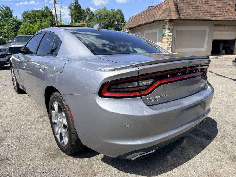 2016 Dodge Charger SXT