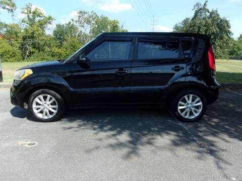 2012 Kia Soul +