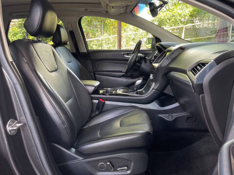 2018 Ford Edge Titanium