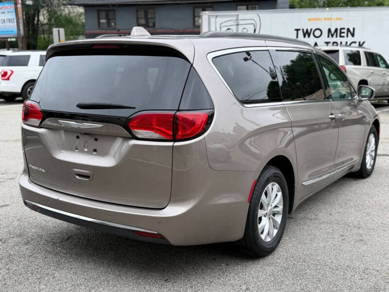 2017 Chrysler Pacifica