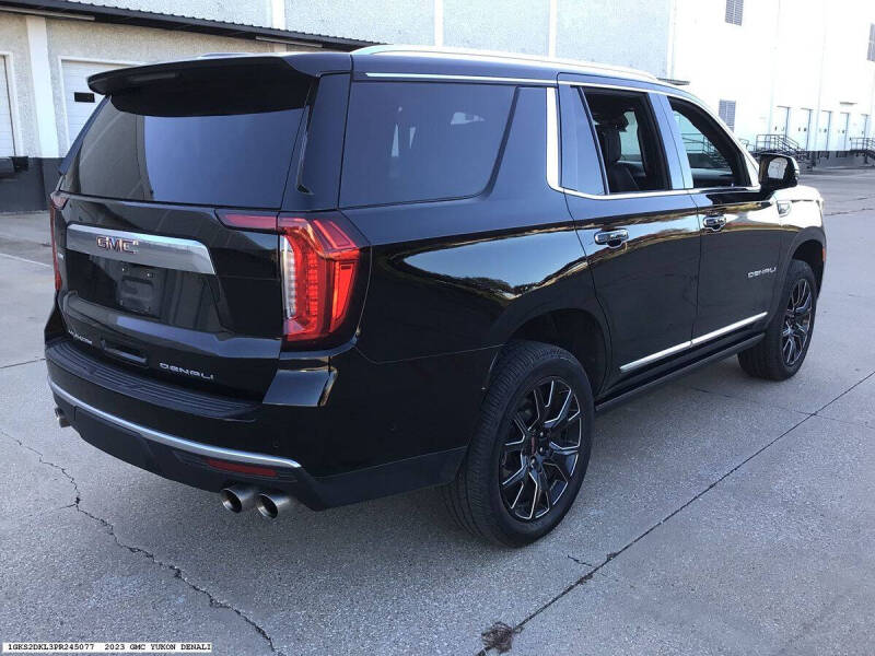 2023 GMC Yukon Denali