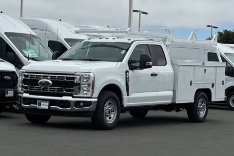2025 Ford F-350 Super Duty XL