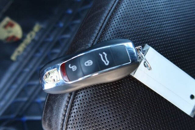 2015 Porsche Macan S