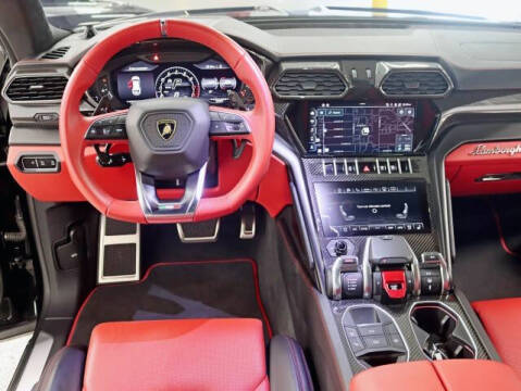 2022 Lamborghini Urus