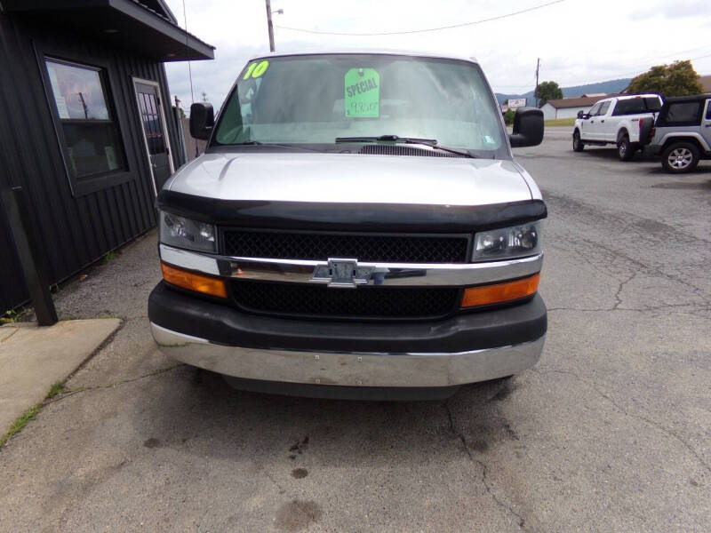 2010 Chevrolet Express LT 3500