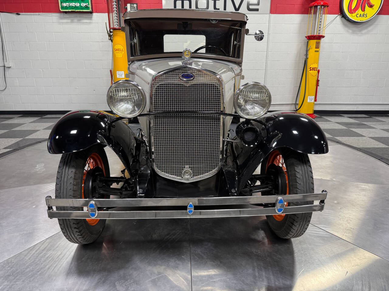 1930 Ford Model A 26