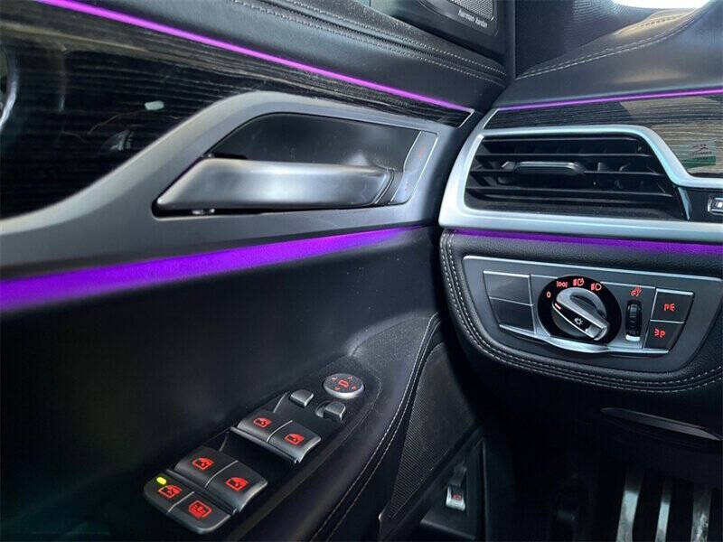 2021 BMW 7 Series 750i xDrive