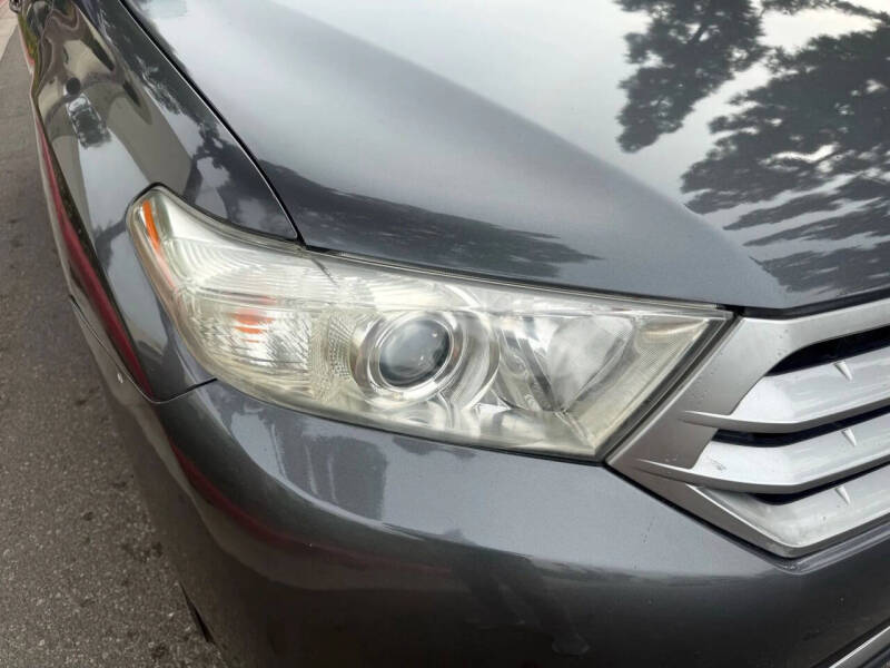 2011 Toyota Highlander