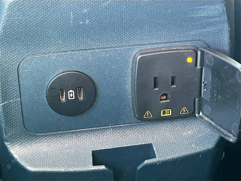 2023 Ford Maverick Lariat