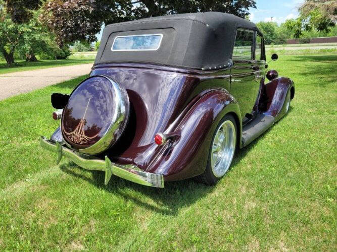 1935 Ford Cabriolet