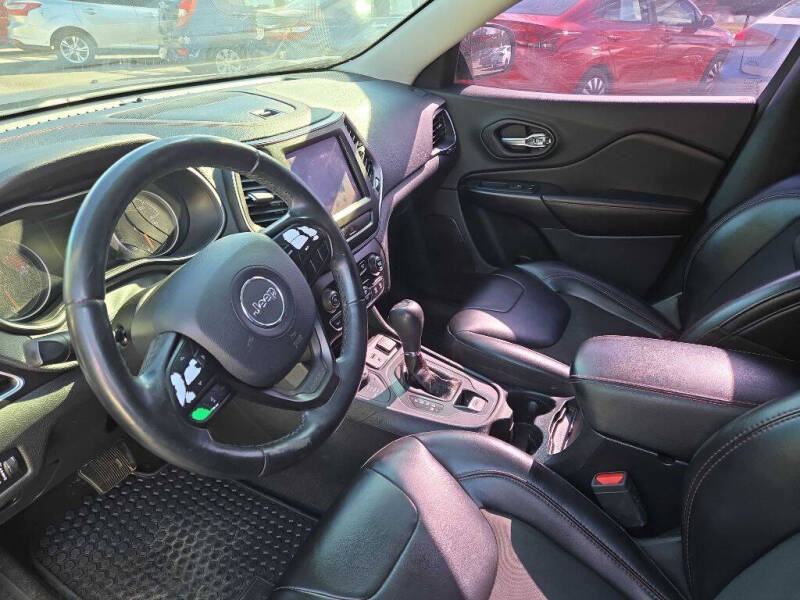 2019 Jeep Cherokee Trailhawk