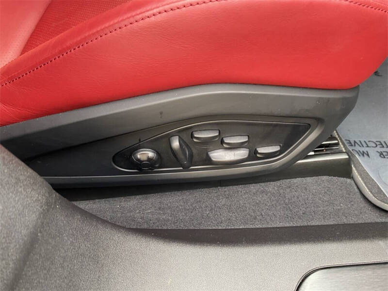 2024 Porsche Taycan GTS Sport Turismo