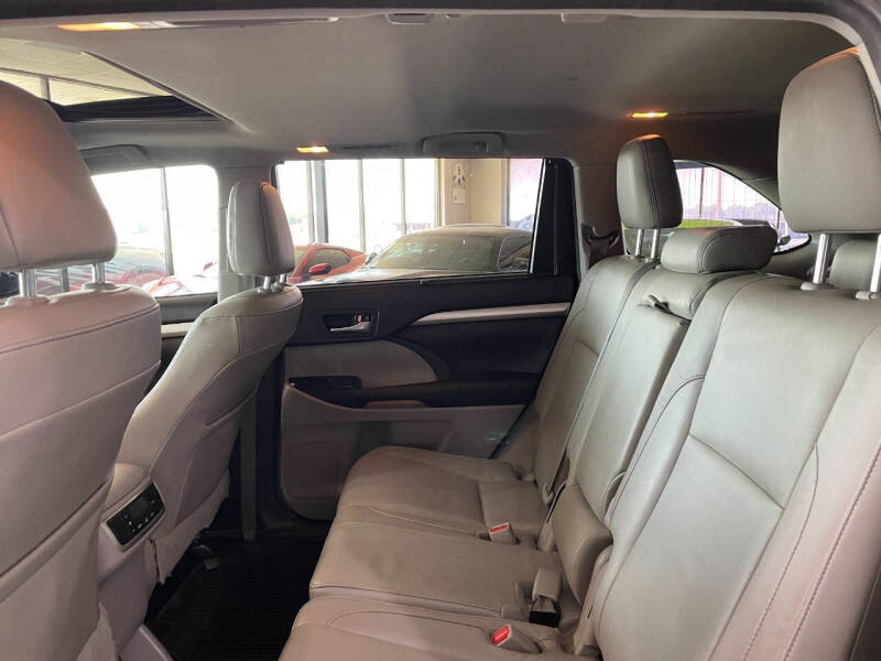 2017 Toyota Highlander XLE