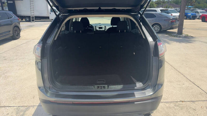 2018 Ford Edge SE